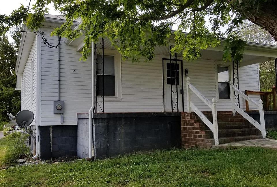 1st image of 90 Highland Ave
