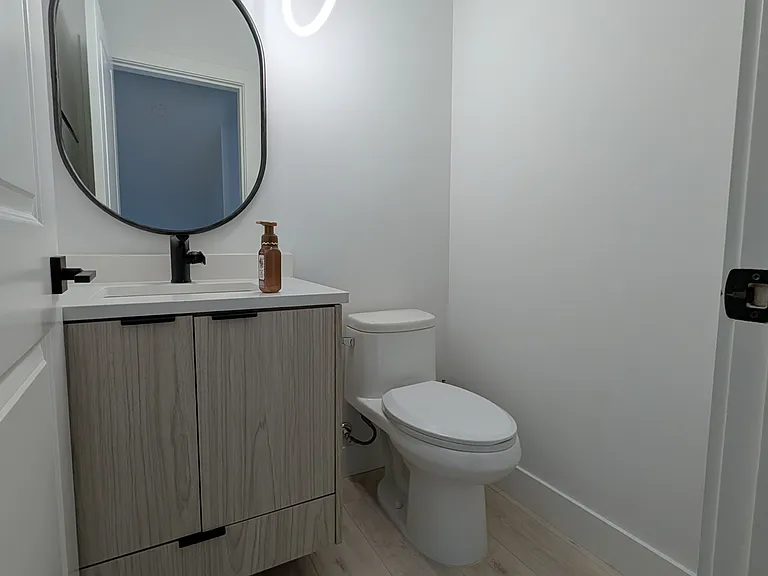 15950 Alder Pl #2 — Photo 17