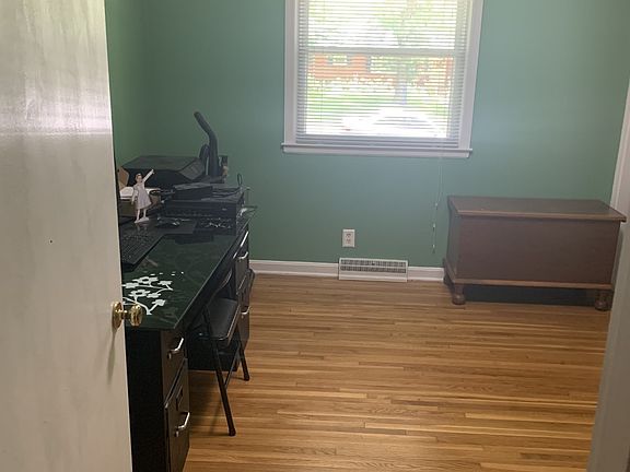 5th image of 325 Tulane Dr
