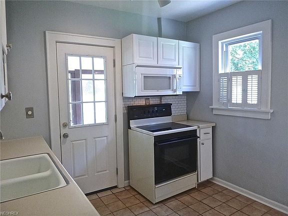 Kitchen1