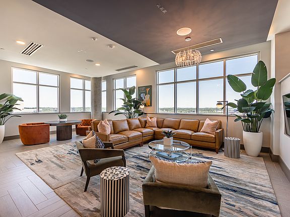 2nd image of 13230 Ballantyne Corporate Pl APT 1603