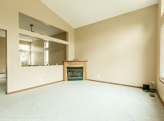 4th image of 920 Noelle Bnd