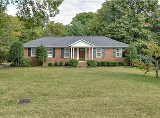 1400 Burton Valley Rd, Nashville, TN 37215