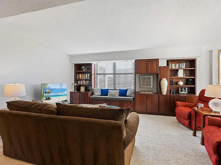 5760 Midnight Pass Rd #208D — Photo 15