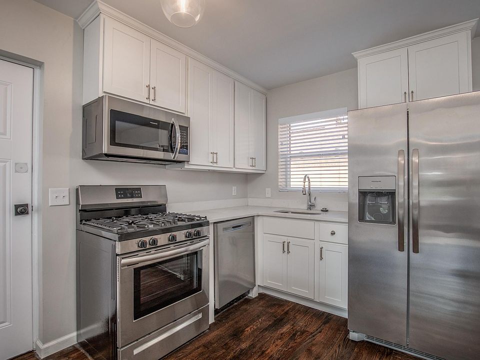 1st image of 5842 Sunshine Dr #1