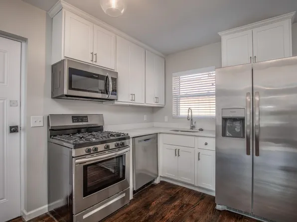 5842 Sunshine Dr, Saint Louis, MO