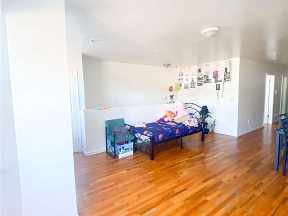 3rd image of 58-43 79th Ave #3