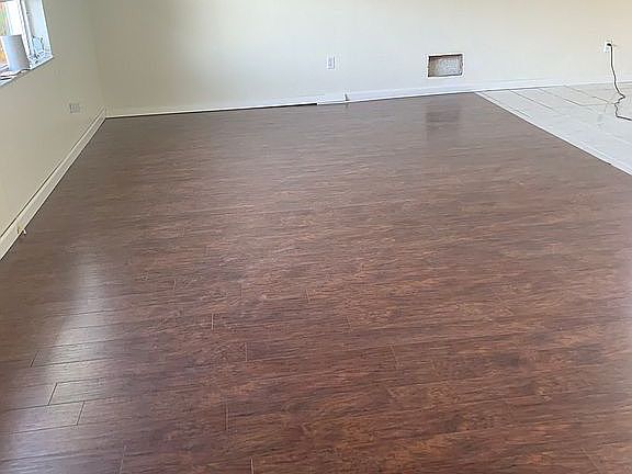 2nd image of 18703 Arapahoe Cir