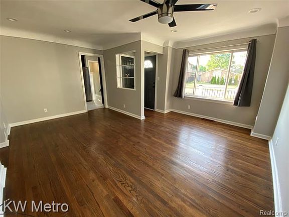 2nd image of 3715 Hunter Ave