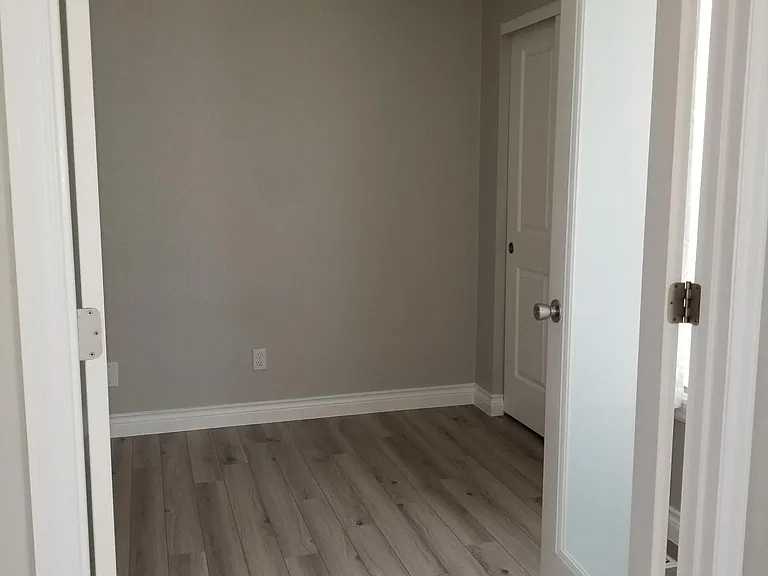 2058 Sumac St — Photo 12