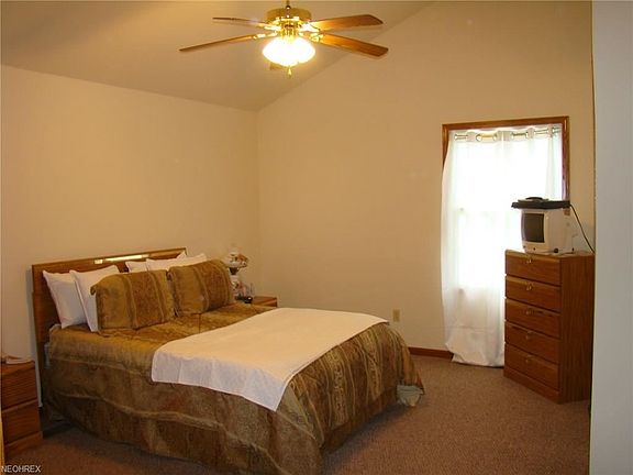 5th image of 10571 White St Unit 9