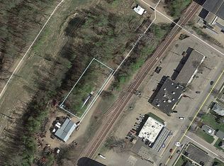 10 Railroad St, Le Sueur, MN 56058