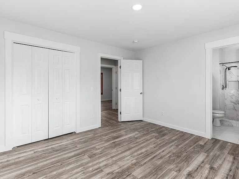 570 Oasis Dr — Photo 10