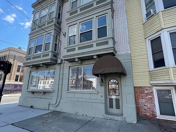 2nd image of 456 Washington Avenue