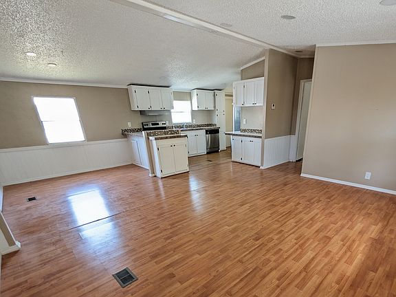 3rd image of 5600 Jaleen Ave