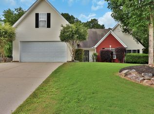 5887 Meadowfield Trce, Flowery Branch, GA 30542