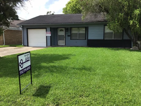 3414 Elinor St, Beaumont, TX 77705