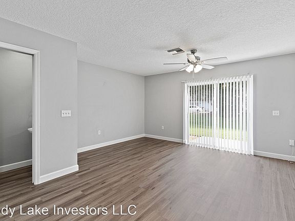 5th image of 115 Sue Ln