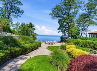54 Westview Road, Northport, NY 11768