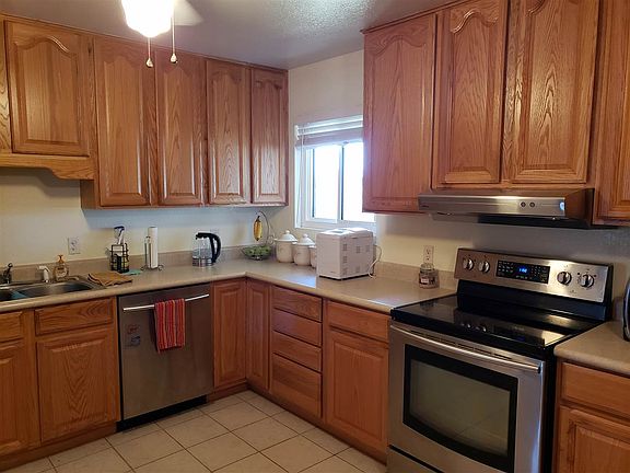 2nd image of 5119 W Francis St