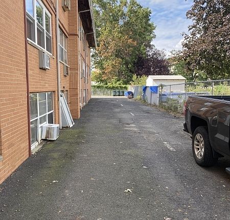 2nd image of 14 Hazard Pl Unit 1F