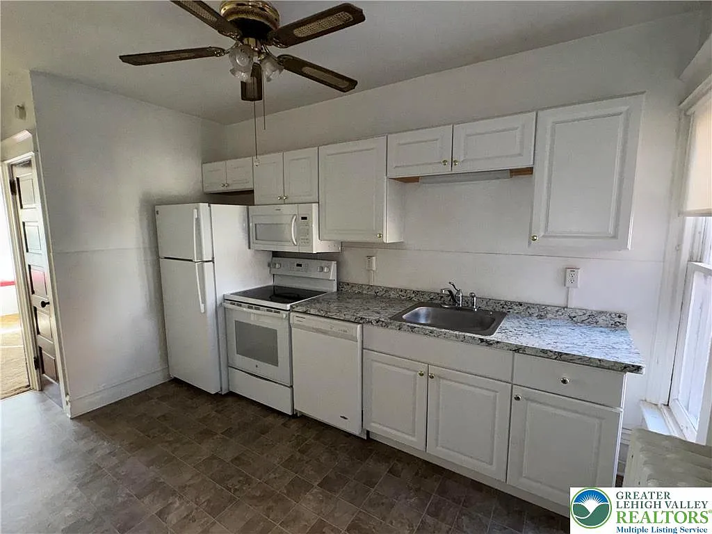 1 bed, 1.0 bath, 610 sqft, $1,250 — Photo 3