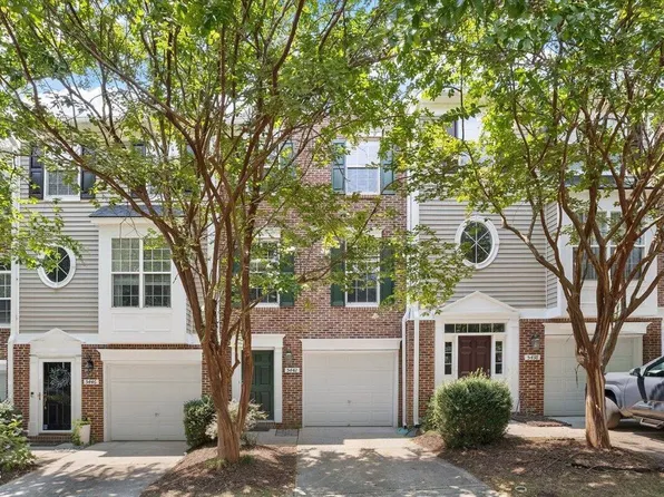 5442 Echo Ridge Rd, Raleigh, NC 27612