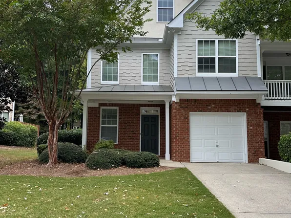 385 Saint Claire Dr, Alpharetta, GA 30004