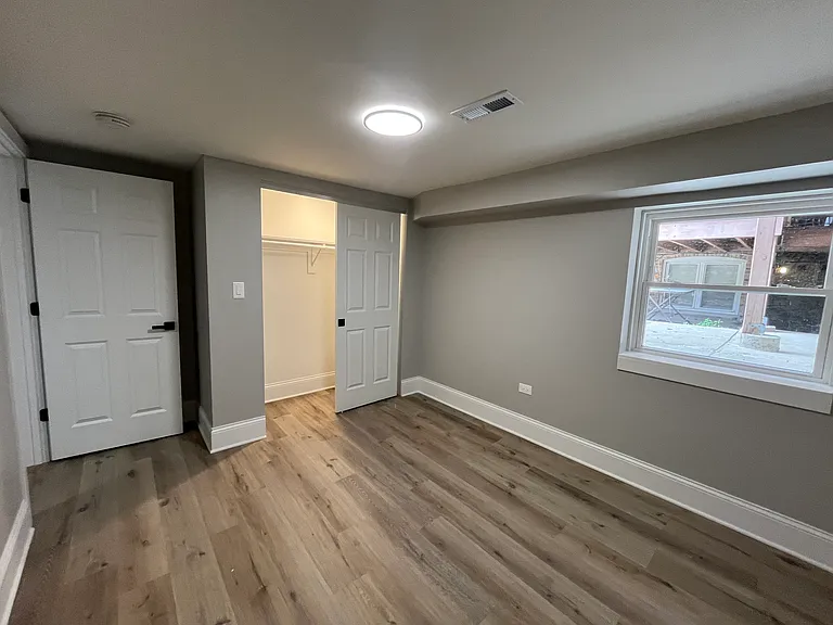 4050 N Richmond St #B — Photo 16