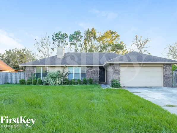 2391 Stonebridge Dr, Orange Park, FL 32065