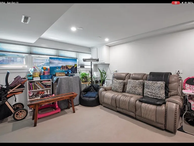 5243 S Kilbourn Ave — Photo 6