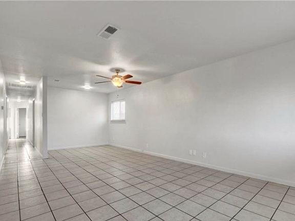 2nd image of 616 Palmhurst Dr