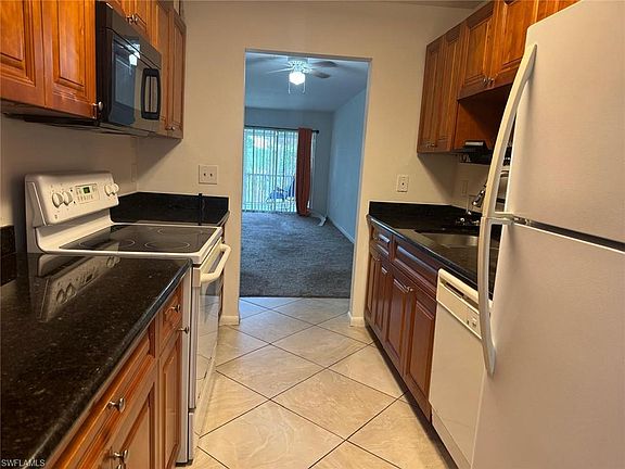 4th image of 4900 Biscayne DR #21