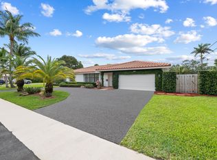 5660 SW 9th St, Fort Lauderdale, FL 33317