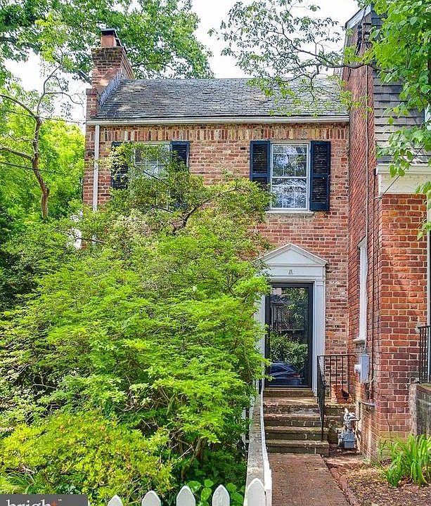 Welcome home to 5033 V Street NW.