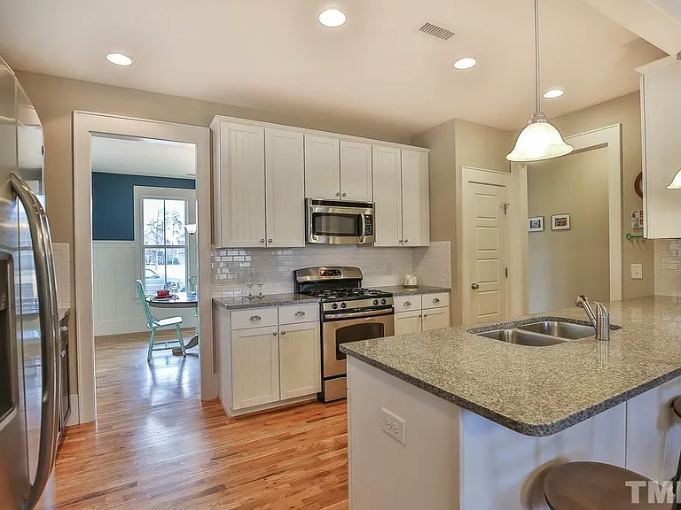 19 Pokeberry Bend Dr — Photo 11