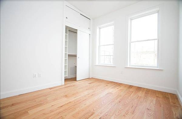 2nd image of 1233 Saint Johns Pl APT 1B