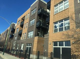 2935 N Clybourn Ave APT 302, Chicago, IL 60618