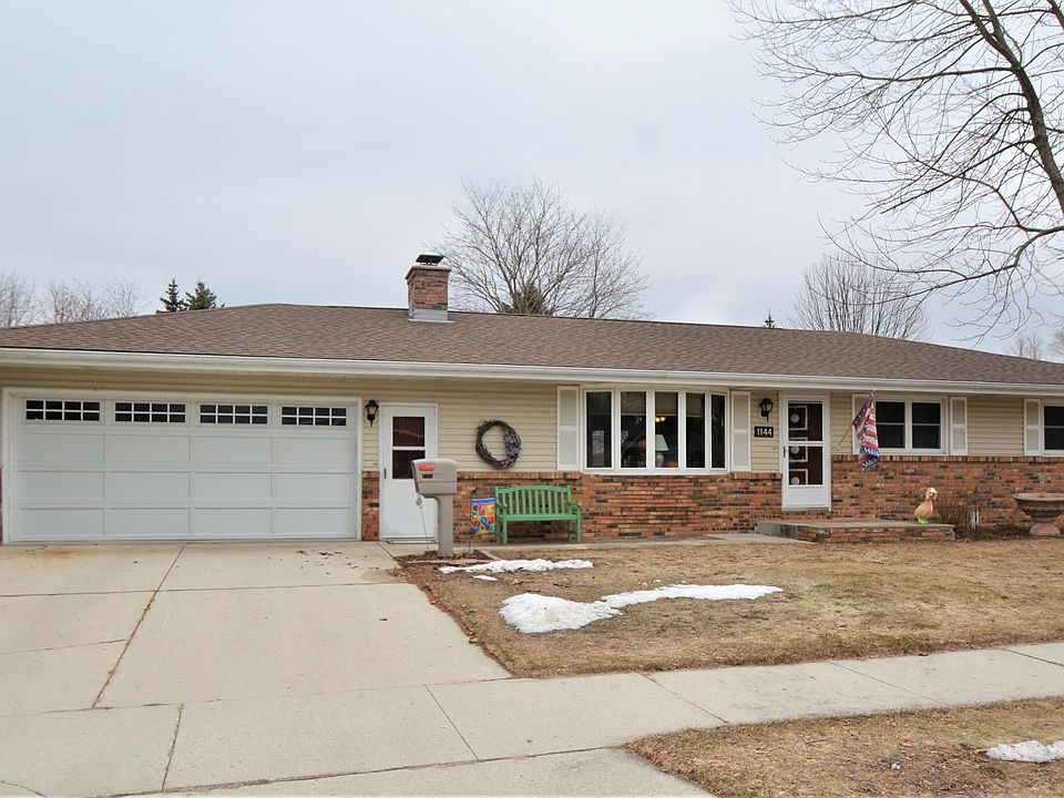 2nd image of 1144 1st St