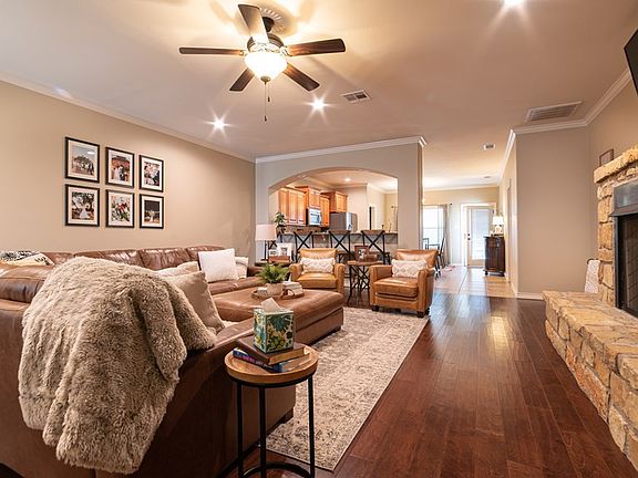 3rd image of 4330 Lexington Pl