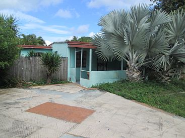 3rd image of 12711 Westview Dr