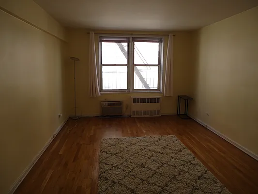 Rented by null | media 13