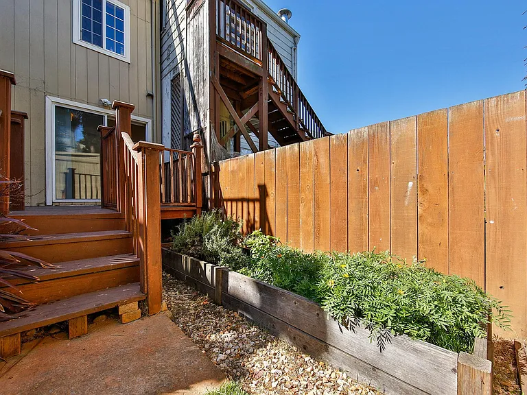 45 Fair Ave — Photo 23