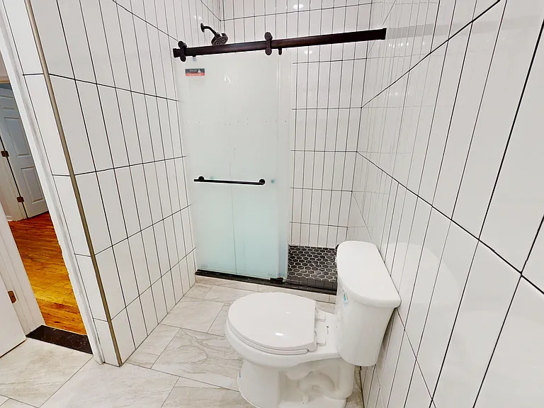 436 Graham Ave #1 — Photo 14