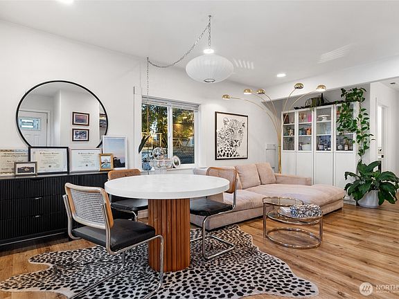 3rd image of 721 N 88th Street