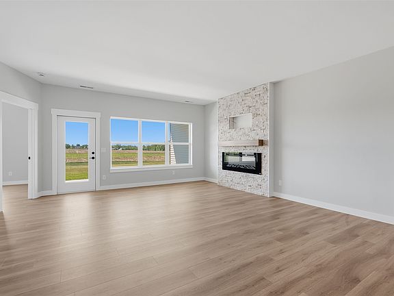 2nd image of 325 Dutch Dr