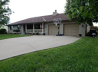 4613 NW Country Park Dr, Topeka, KS 66618