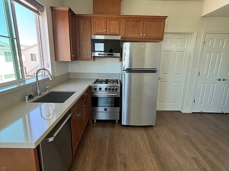 3029 Ellis Town Dr #2 — Photo 8