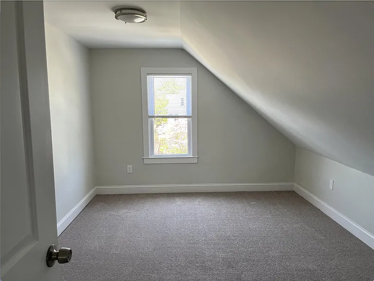 205 S Church St — Photo 14