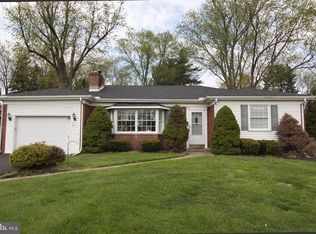 114 Beechwood Dr, Huntingdon Valley, PA 19006